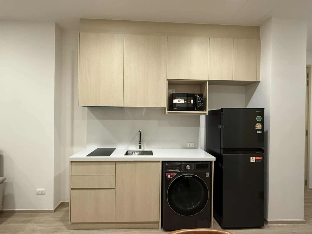 Noble State 39 for rent, spacious room, comfortable, high floor, fully furnished + complete electrical appliances, reserve now+++