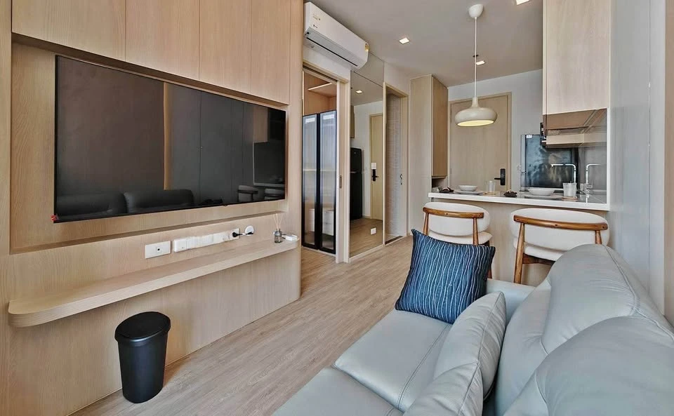 For rent: Noble State 39, 24th floor, very high, beautifully decorated with built-in furniture, Muji Muji style. Book now and you won't be disappointe