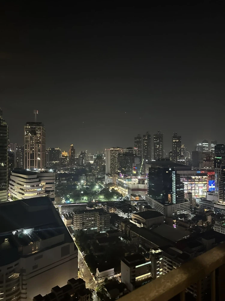 For rent: Noble State 39, ready to move in, 32nd floor, view of Emsphere. You'll regret not booking.