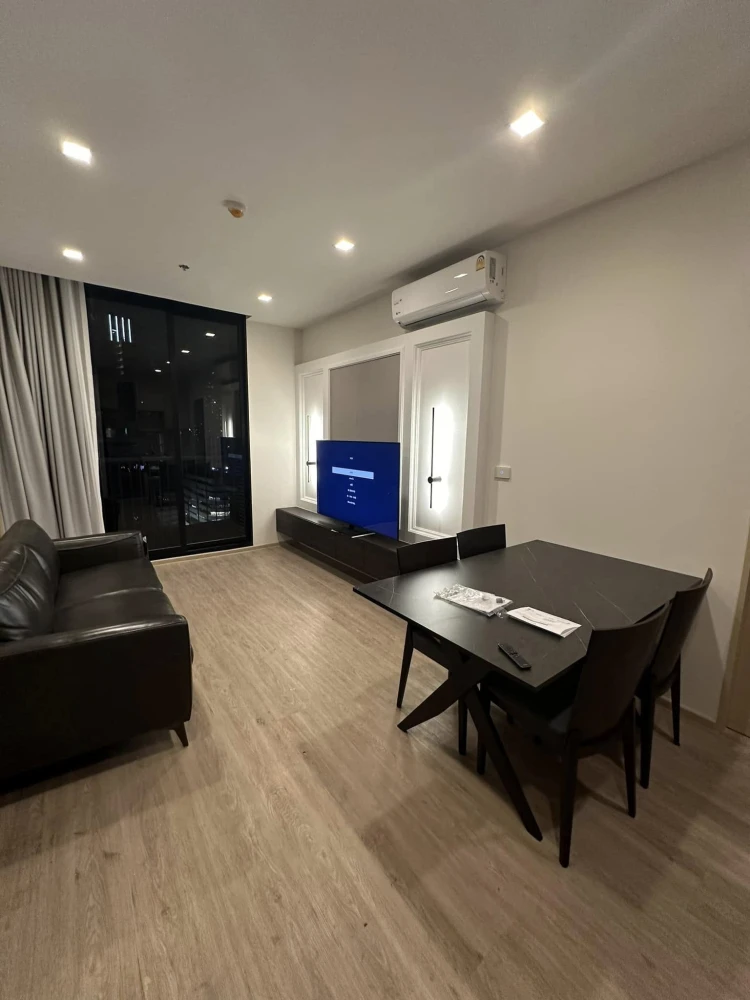 For rent: Noble State 39, ready to move in, 32nd floor, view of Emsphere. You'll regret not booking.