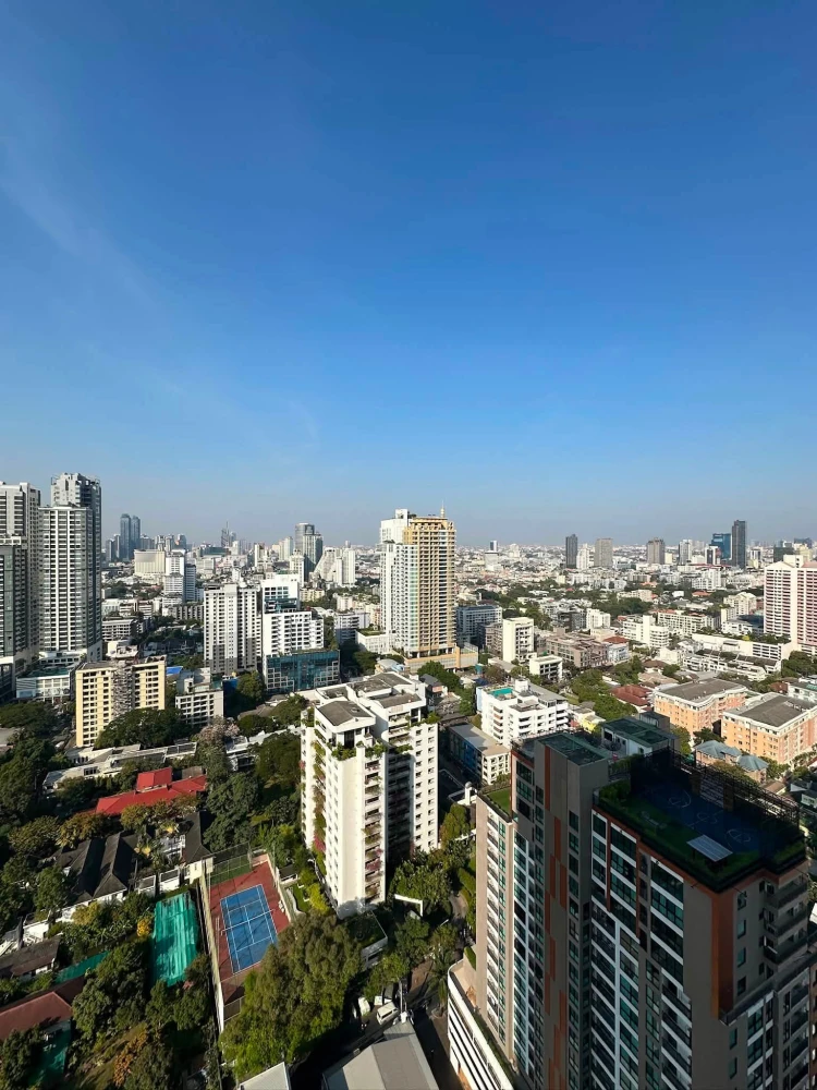 For rent: Noble State 39, very high floor, beautiful unblocked view, stylish and well-decorated, a must-have!