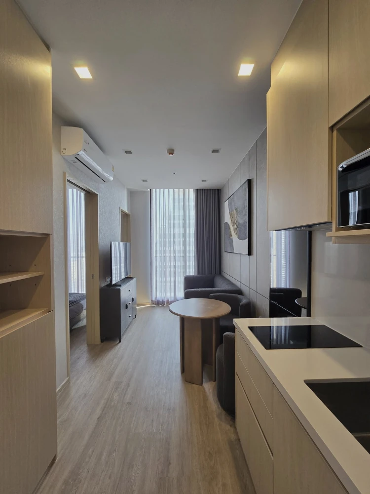Noble State 39 for rent, beautifully decorated room with a theme, fully furnished, beautiful city view from high floor, reserve now.