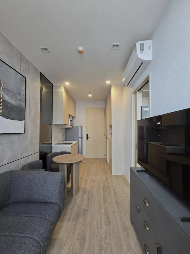 Noble State 39 for rent, beautifully decorated room with a theme, fully furnished, beautiful city view from high floor, reserve now.
