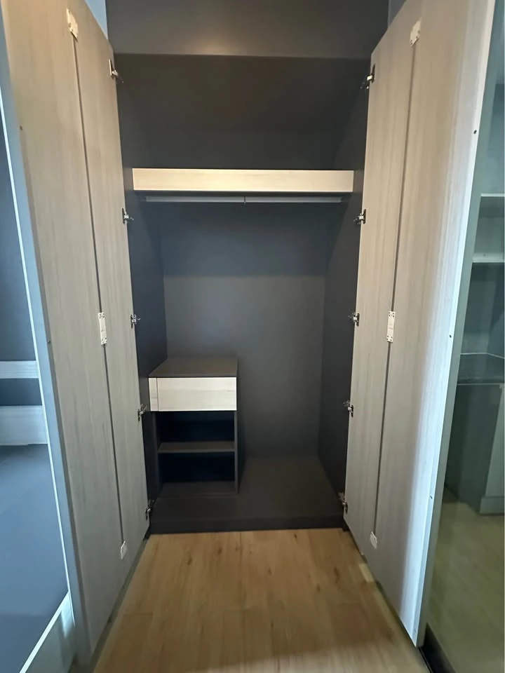 For rent: Notting Hill Leamchabang, 1 bedroom, 1 bathroom, 16th floor, good location, convenient transportation, don't miss it.