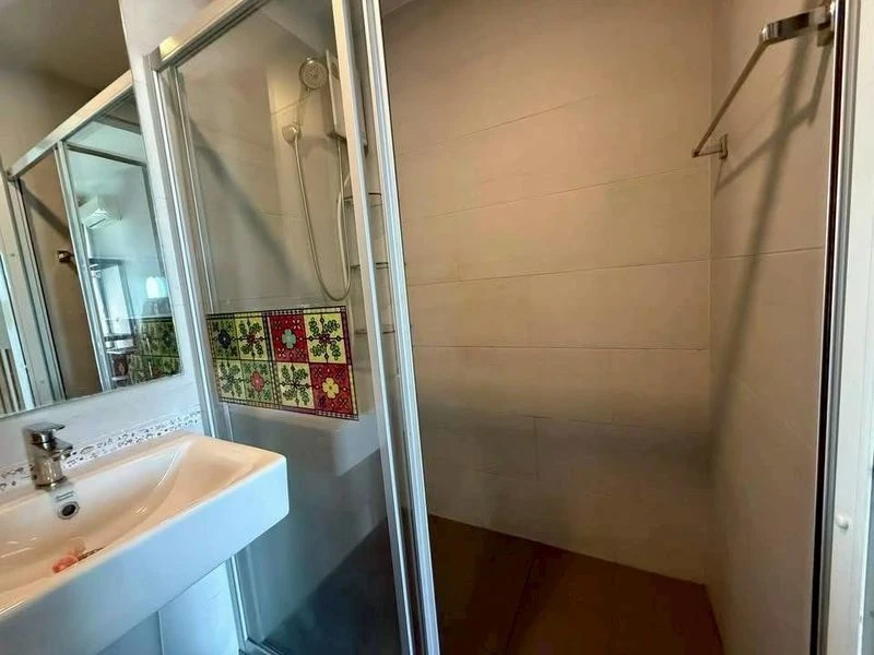 2-bedroom apartment for rent at Notting Hill Leamchabang. Fully furnished and ready to move in. Book now!