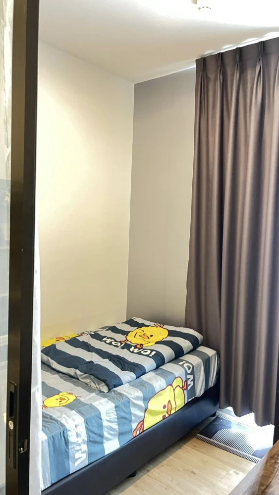 For rent: Notting Hill Leamchabang. Spacious room with ample living space, fully furnished, and beautiful views. Don't miss out!