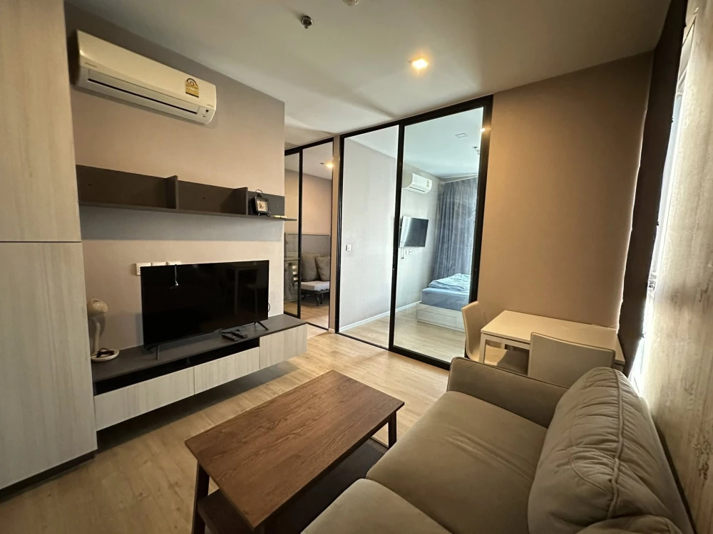 For rent: Notting Hill Leamchabang, high floor unit, fully furnished with all amenities. Book now!