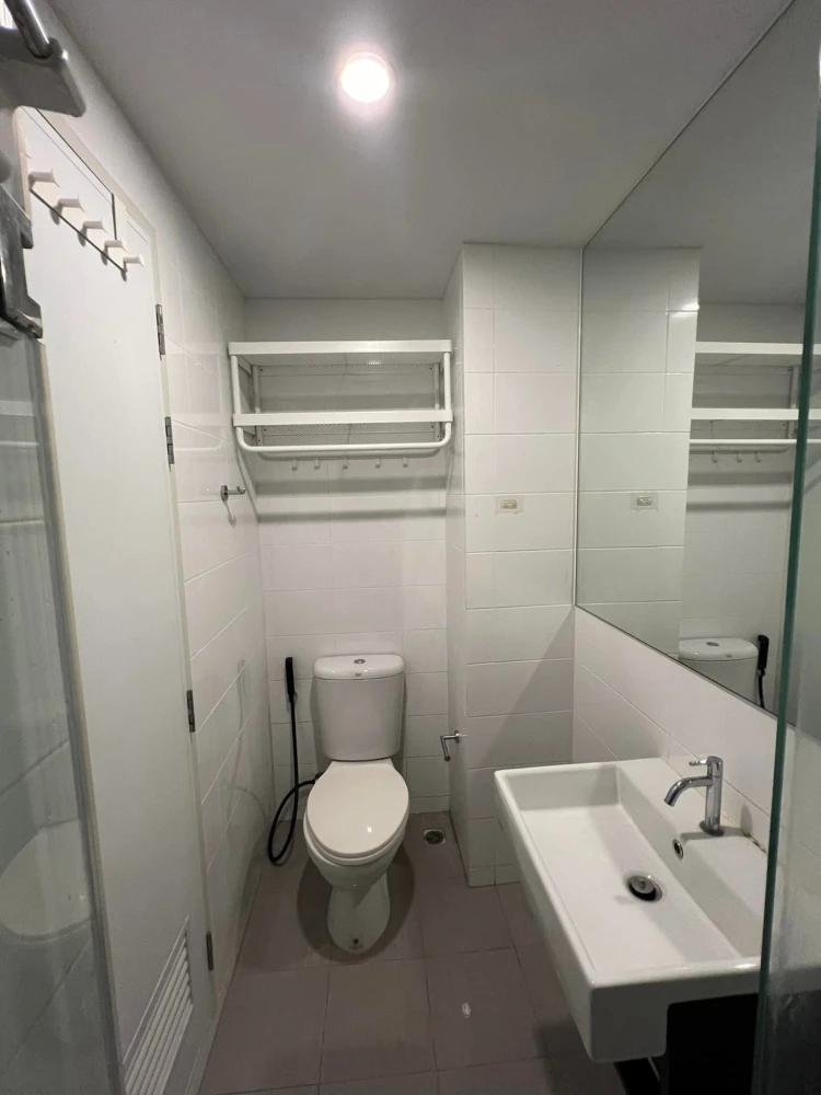 For rent: Notting Hill Sukhumvit 105, 1 bedroom, 1 bathroom. Fully furnished. Just bring your suitcase and move in!