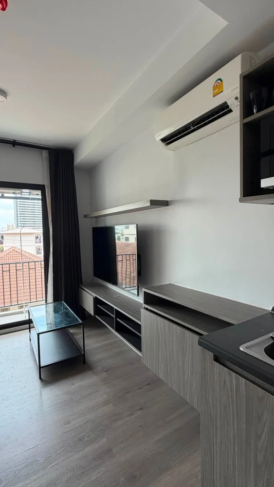 For rent: Notting Hill Sukhumvit 105, 4th floor unit. Fully furnished. Just bring your suitcase and move in!
