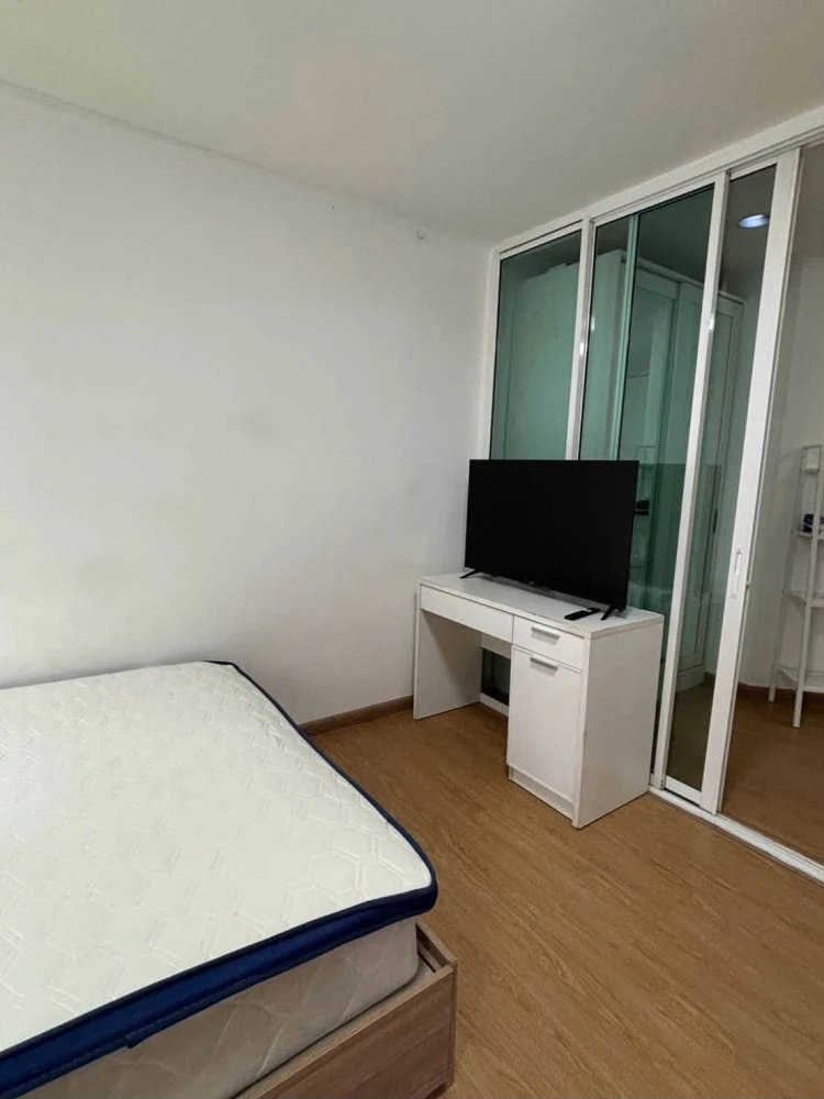 For rent: Notting Hill Sukhumvit 107, 7th floor unit. Fully furnished. Just bring your suitcase and move in!