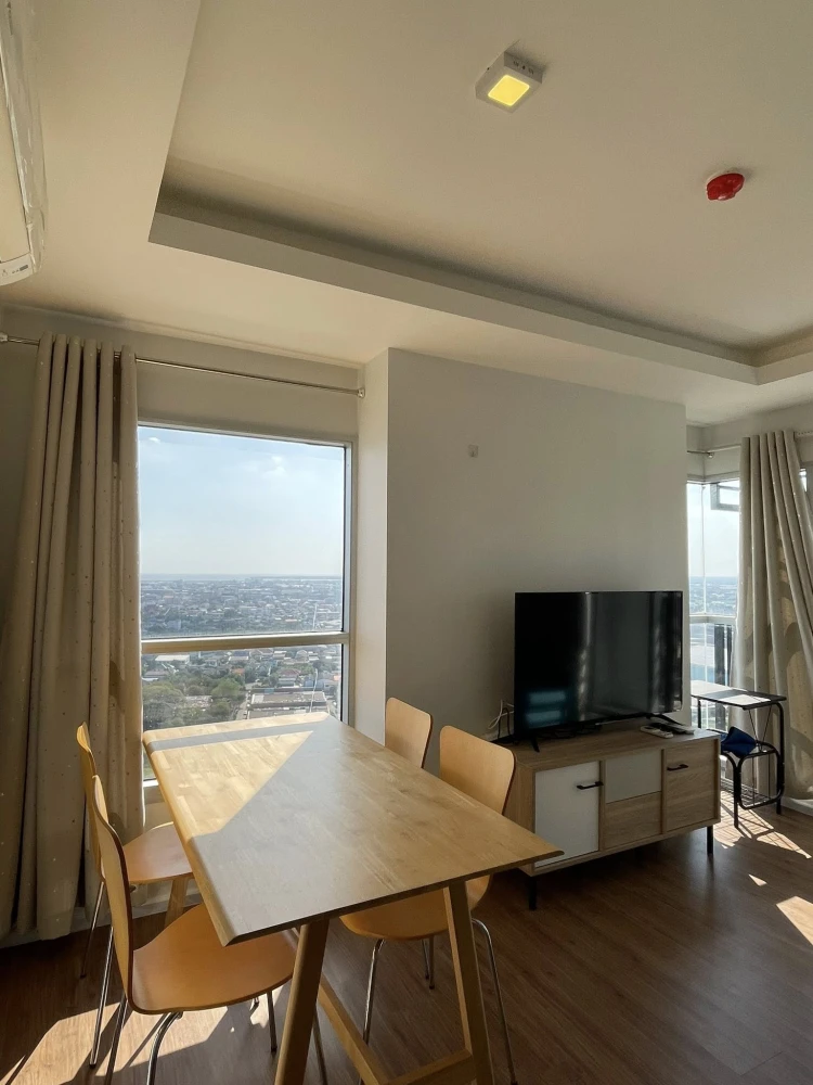 For rent: Notting Hill Sukhumvit – Praksa, 2 bedrooms, spacious living area, great location, beautiful view. Don't miss this opportunity!