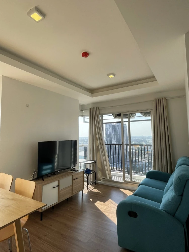 For rent: Notting Hill Sukhumvit – Praksa, 2 bedrooms, spacious living area, great location, beautiful view. Don't miss this opportunity!