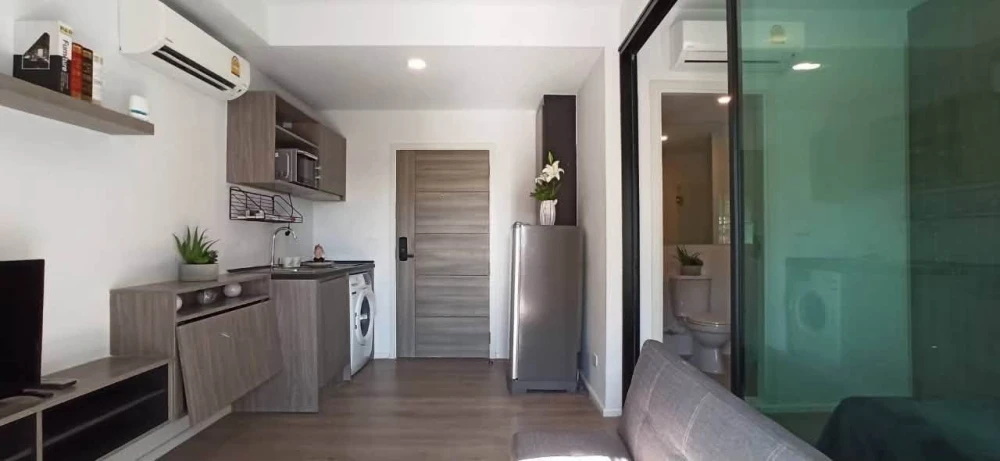 For Rent: Notting Hill Sukhumvit 105. Unit located on the 3rd floor of Building D, size 26 sq.m. Fully furnished—just bring your suitcase and move rig