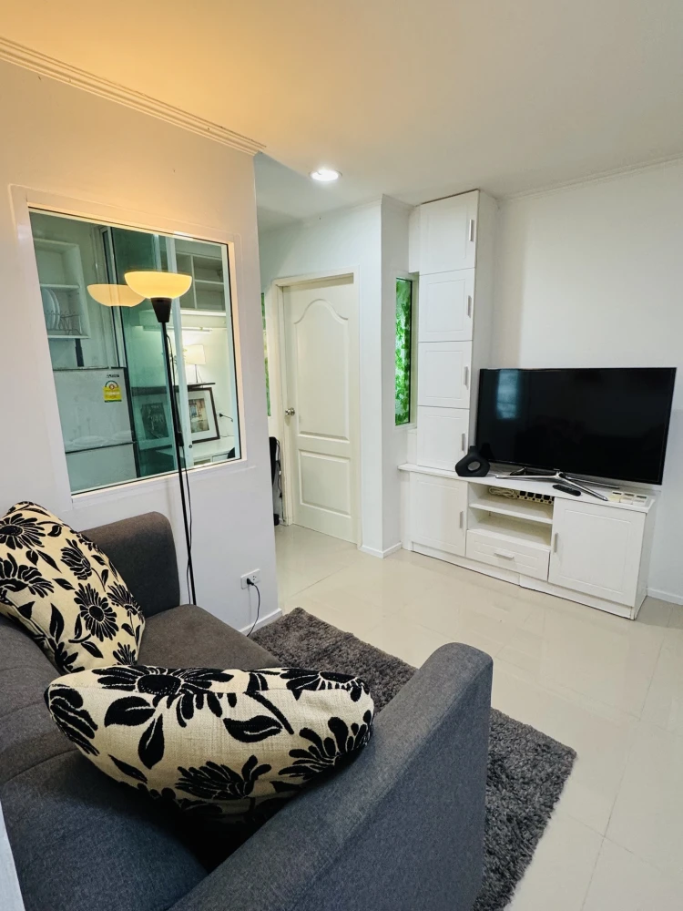 For rent: Notting Hill Sukhumvit 107, 1 bedroom + multipurpose room/workspace, ready to move in.