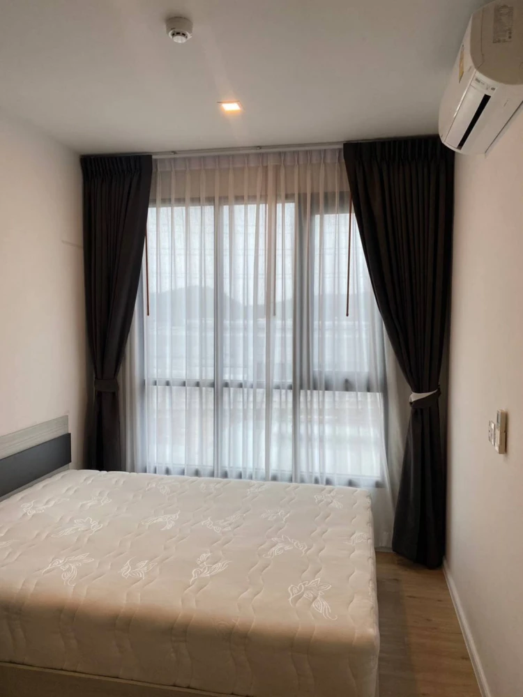 For rent: Notting Hill Laem Chabang-Sriracha. Room on the 8th floor, not next to the elevator, not next to the garbage room. Fully furnished. Hurry an