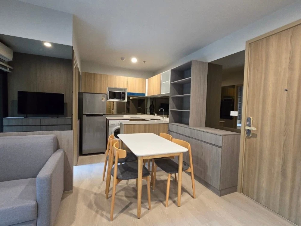 For rent: Nue Connex Condo Don Mueang. Spacious room with usable space. Convenient and complete here. Hurry and reserve now.