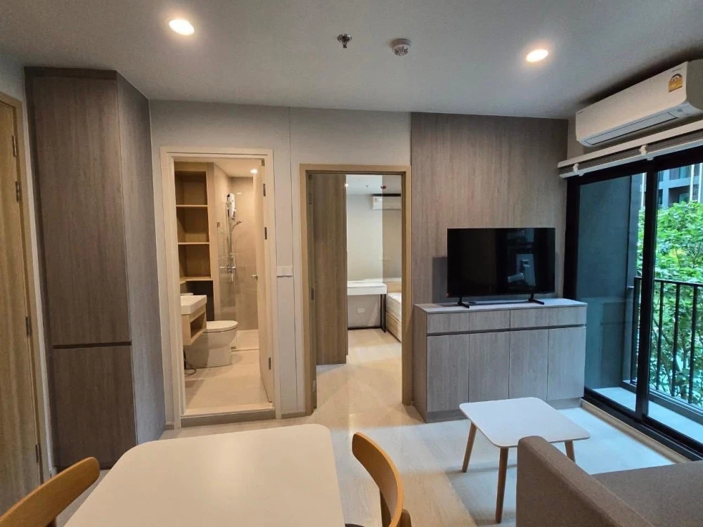 For rent: Nue Connex Condo Don Mueang. Spacious room with usable space. Convenient and complete here. Hurry and reserve now.