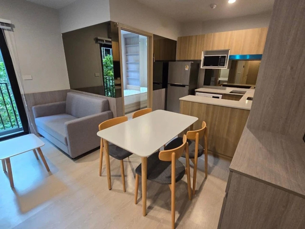 For rent: Nue Connex Condo Don Mueang. Spacious room with usable space. Convenient and complete here. Hurry and reserve now.