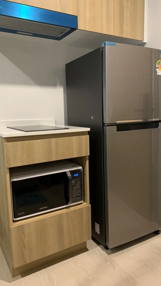 For rent: Nue Connex Condo Don Mueang, a lovely room, great location, convenient transportation, fully furnished. Reserve now!