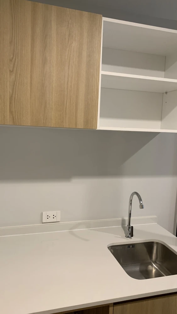 For rent: Nue Connex Condo Don Mueang, a lovely room, great location, convenient transportation, fully furnished. Reserve now!