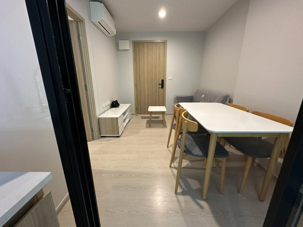 For rent: Nue Connex Condo, Don Mueang. Comfortable and spacious room with a garden view (beautiful and relaxing view). You can't resist booking this!