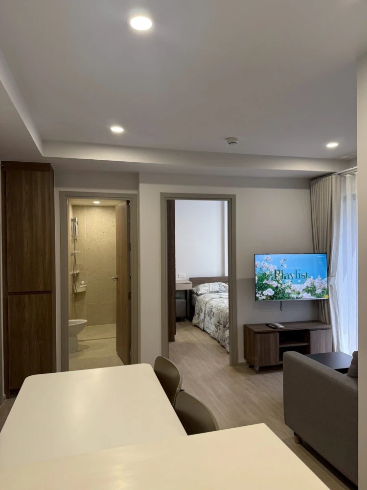 2-bedroom apartment for rent near Nue Core Khu Khot Station, fully furnished. Book now!
