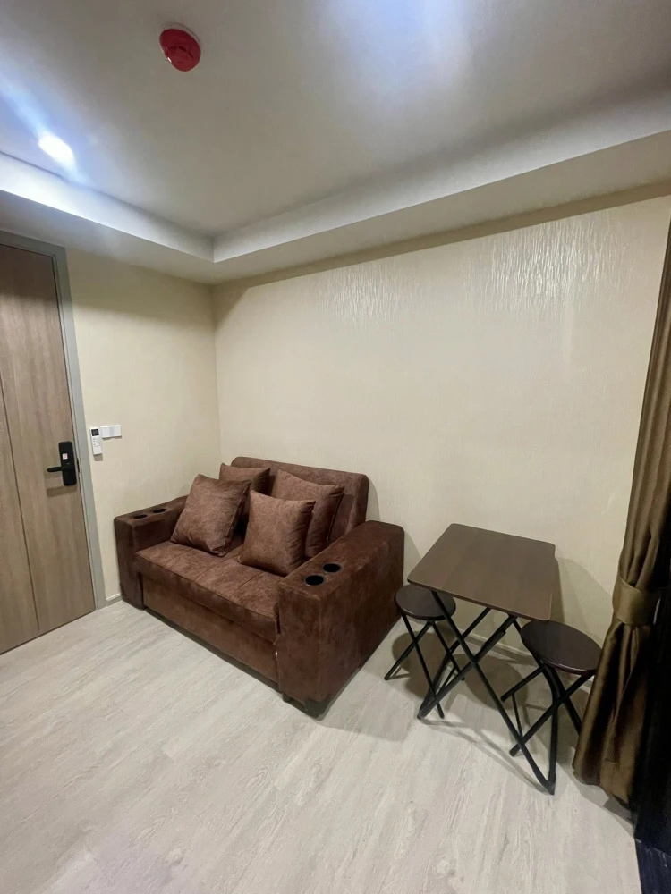 For rent Nue Core Khu Khot Station, 2nd floor, nice room, comes with complete decorations, book now.