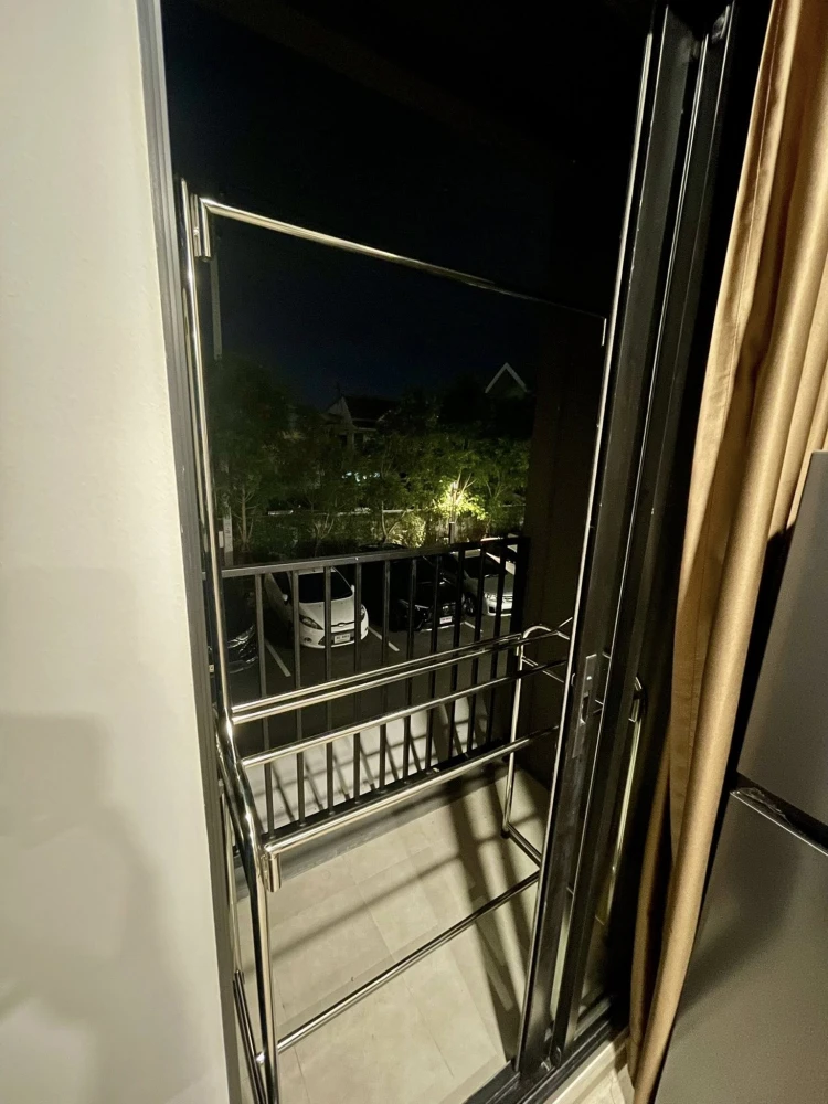 For rent Nue Core Khu Khot Station, 2nd floor, nice room, comes with complete decorations, book now.