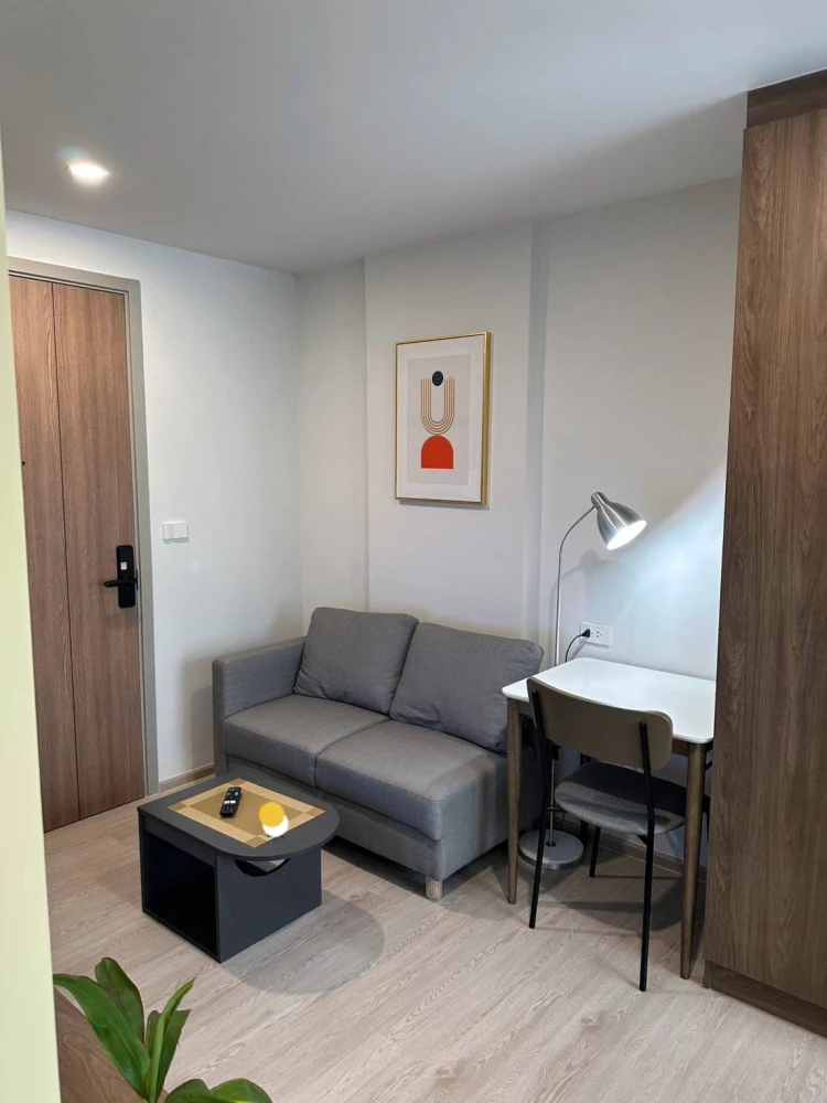 For rent Nue Core Khu Khot Station, 2nd floor, beautiful room, fully furnished, ready to move in, reserve now, don't wait.