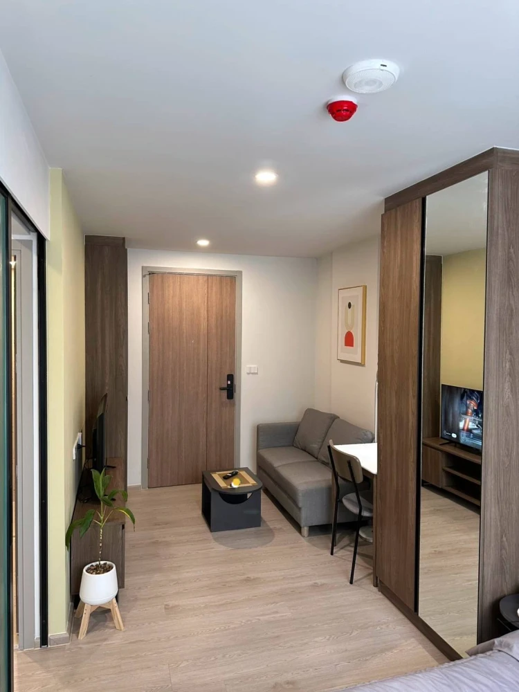 For rent Nue Core Khu Khot Station, 2nd floor, beautiful room, fully furnished, ready to move in, reserve now, don't wait.