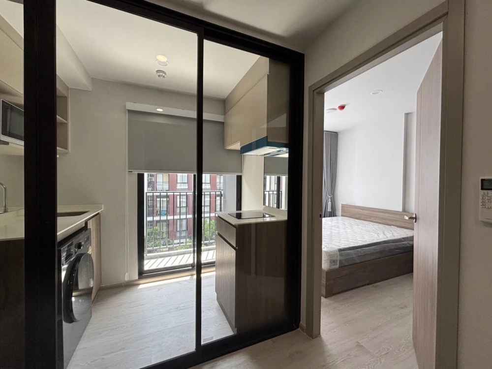 For rent: Nue Core Khu Khot Station, 5th floor, garden view, great atmosphere, fully furnished + appliances!!!