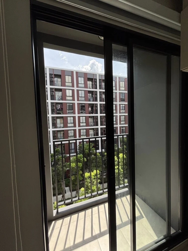 For rent: Nue Core Khu Khot Station, 5th floor, garden view, great atmosphere, fully furnished + appliances!!!
