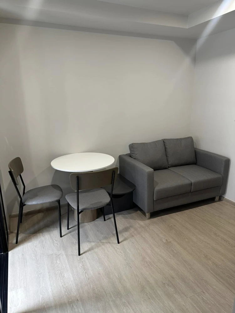 For rent: Nue Core Khu Khot Station, 5th floor, garden view, fully furnished, nice to live in, reserve now, urgently.