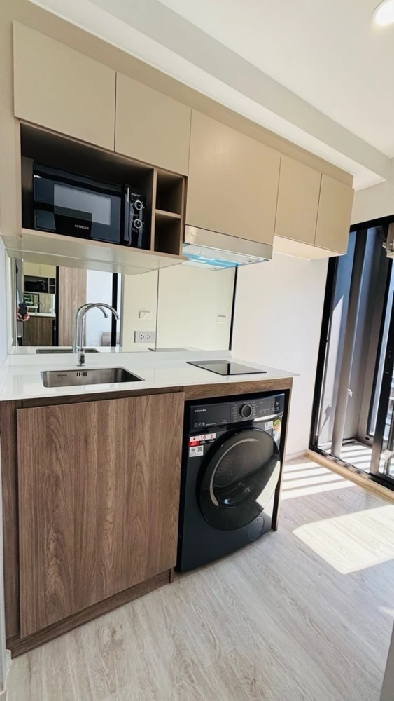 For rent: Nue Core Khu Khot Station, 7th floor, pool view, fully furnished, ready to move in. Book now!