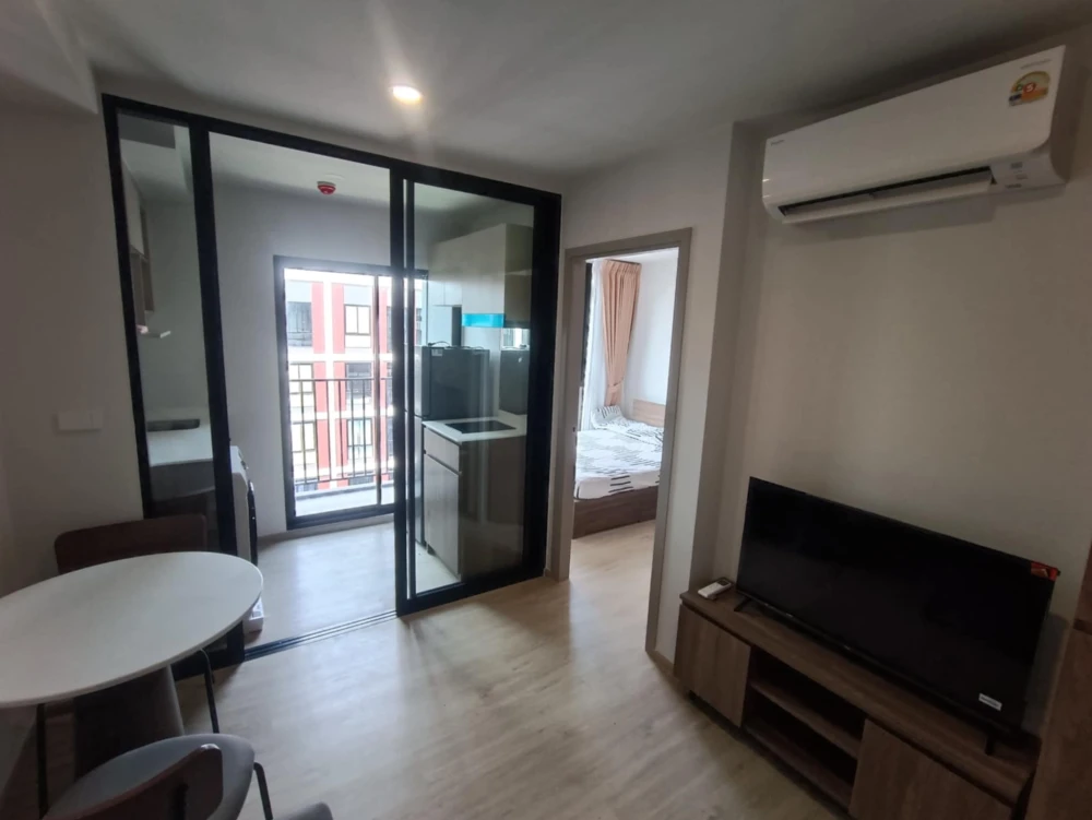 For rent Nue Core Khu khot Station, 8th floor, swimming pool view, fully furnished, book now, hurry!