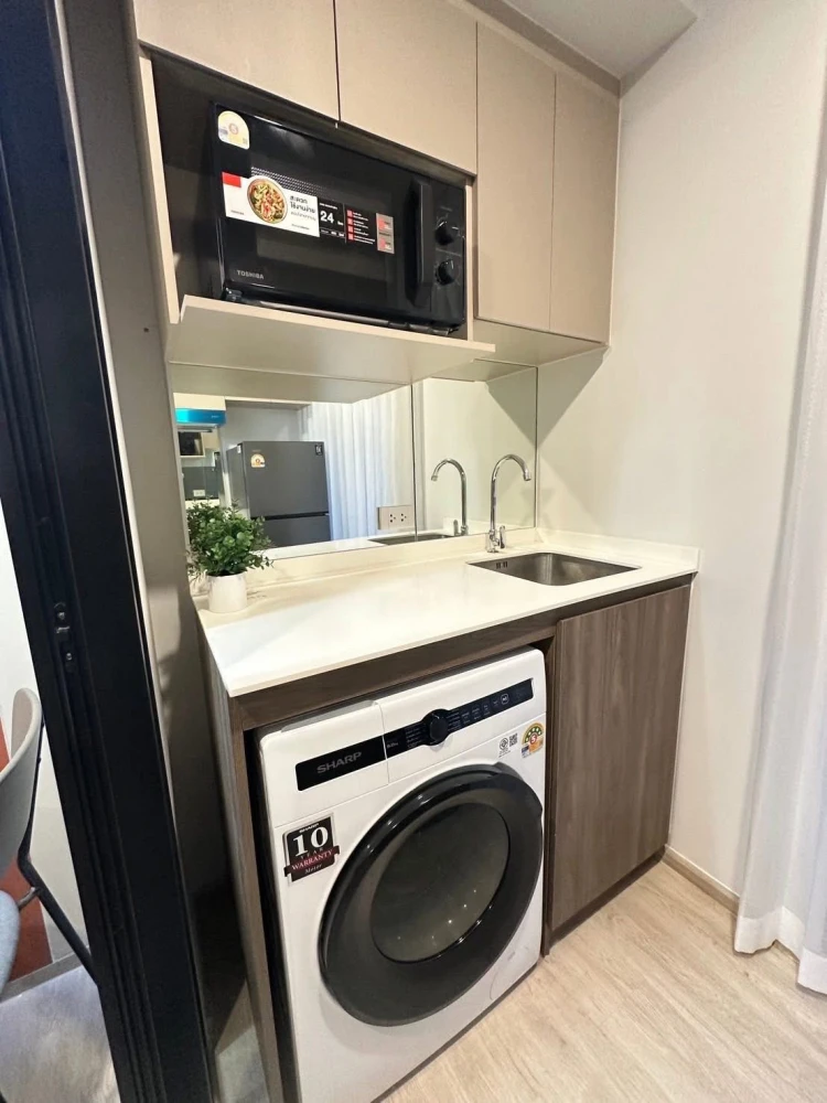 For rent NUE CORE KHU KHOT STATION, a comfortable room with complete facilities. Don't miss out on this great deal, hurry up!!