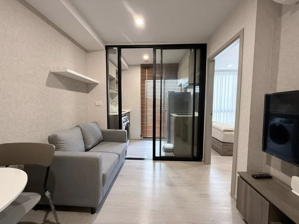 For rent: Nue Core Khu Khot Station apartment. Nice and comfortable, fully furnished with appliances. Just bring your belongings and move in! You don'