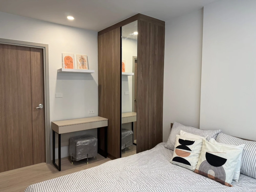 For rent: Nue Core Khu Khot Station, Building D, 2nd floor, shady garden view, fully furnished + full set of electrical appliances!