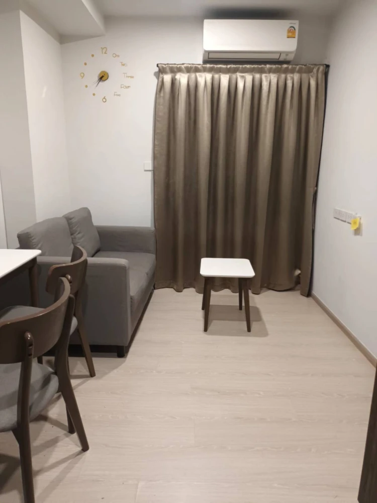 For rent: Nue Cross Khu Khot Station, 2nd floor, comes with complete furniture and electrical appliances. Reserve now, hurry!