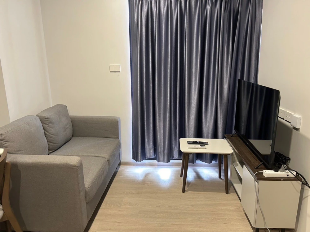 For rent: Nue Cross Khu Khot Station, 3rd floor, corner room, nice room, fully furnished, reserve now, hurry!