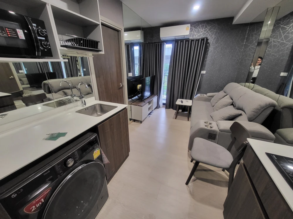 For rent: Nue Cross Khu Khot Station, 4th floor, fully furnished, nice room, reserve now, hurry!