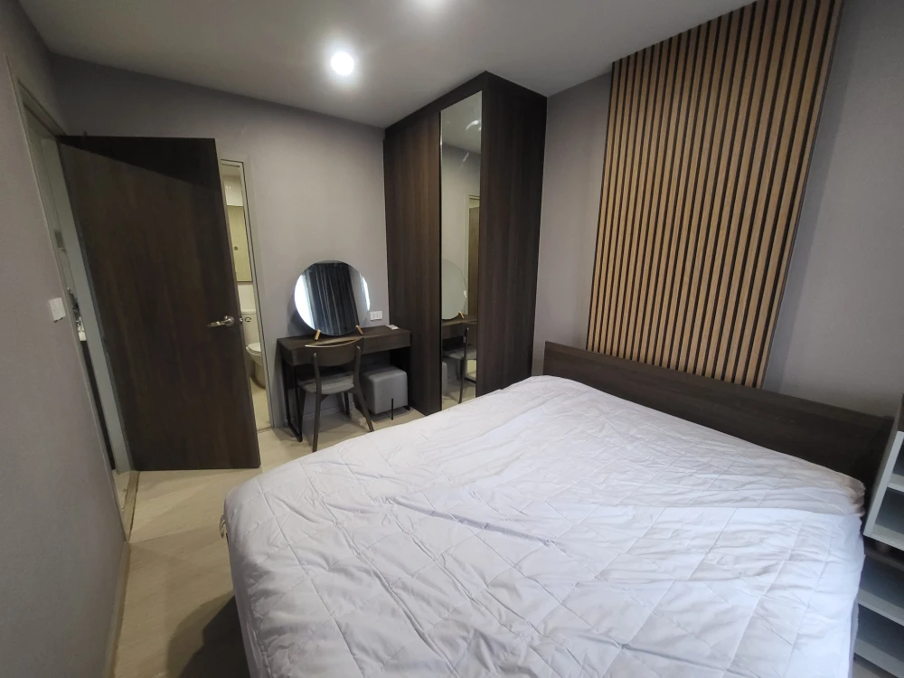 For rent: Nue Cross Khu Khot Station, 4th floor, fully furnished, nice room, reserve now, hurry!