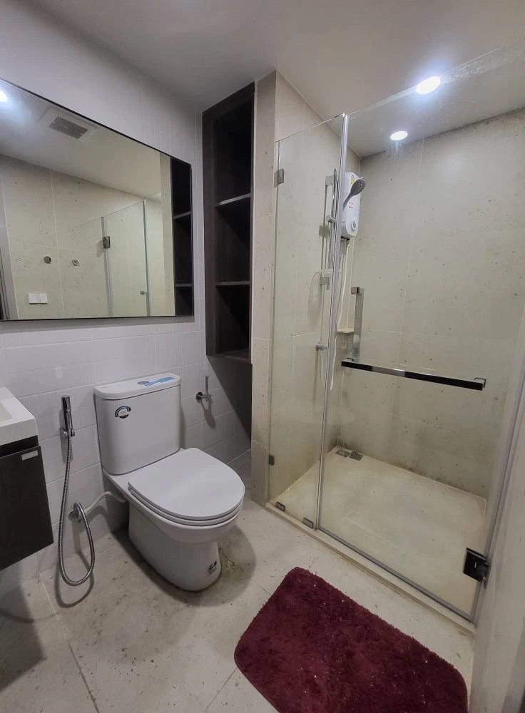 For rent: Nue Cross Khu Khot Station, 4th floor, fully furnished, nice room, reserve now, hurry!