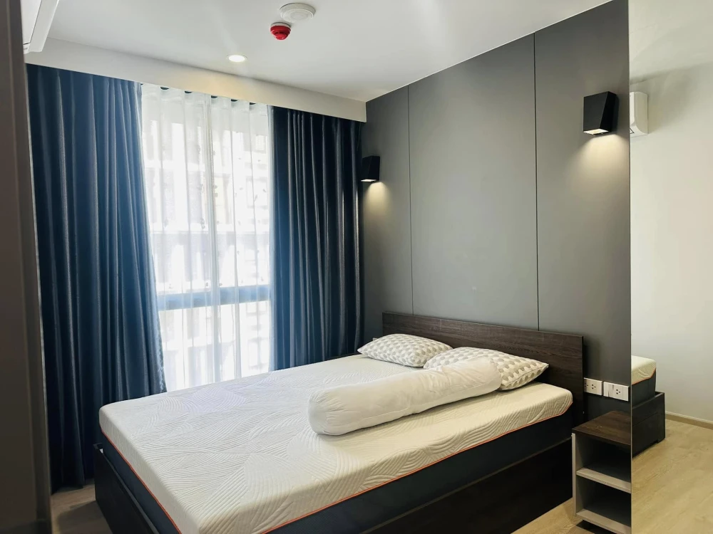 For rent: Nue Cross Khu Khot Station, 5th floor, fully furnished room, ready to move in, reserve now, hurry!