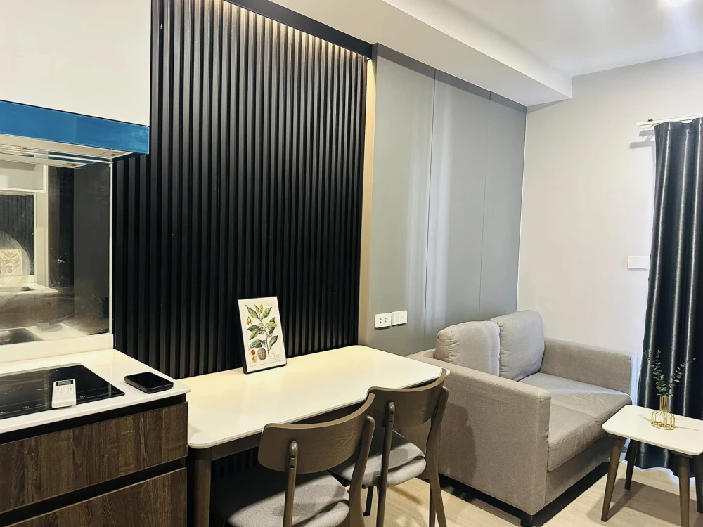 For rent: Nue Cross Khu Khot Station, 5th floor, fully furnished room, ready to move in, reserve now, hurry!