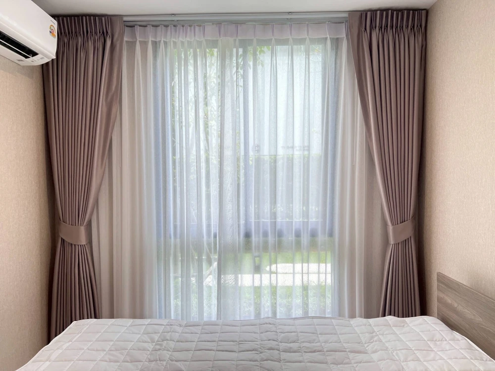 Apartment for rent near Nue Cross Khu Khot Station, garden view, fully furnished. Book now!