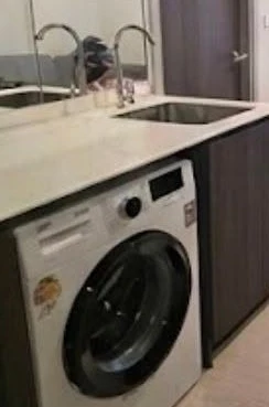 For rent: Nue Cross Khu Khot Station, 3rd floor unit in a great location, fully furnished. Don't miss out!