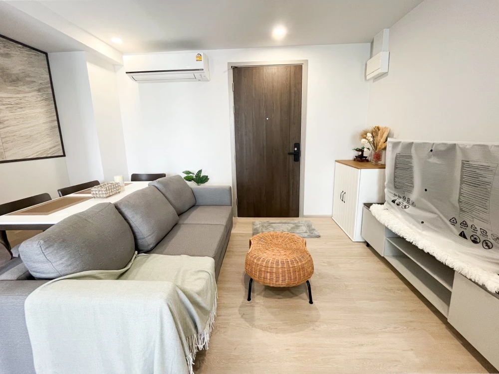 For rent: Nue Cross Khu Khot Station, ready to move in, spacious and comfortable, reserve now.