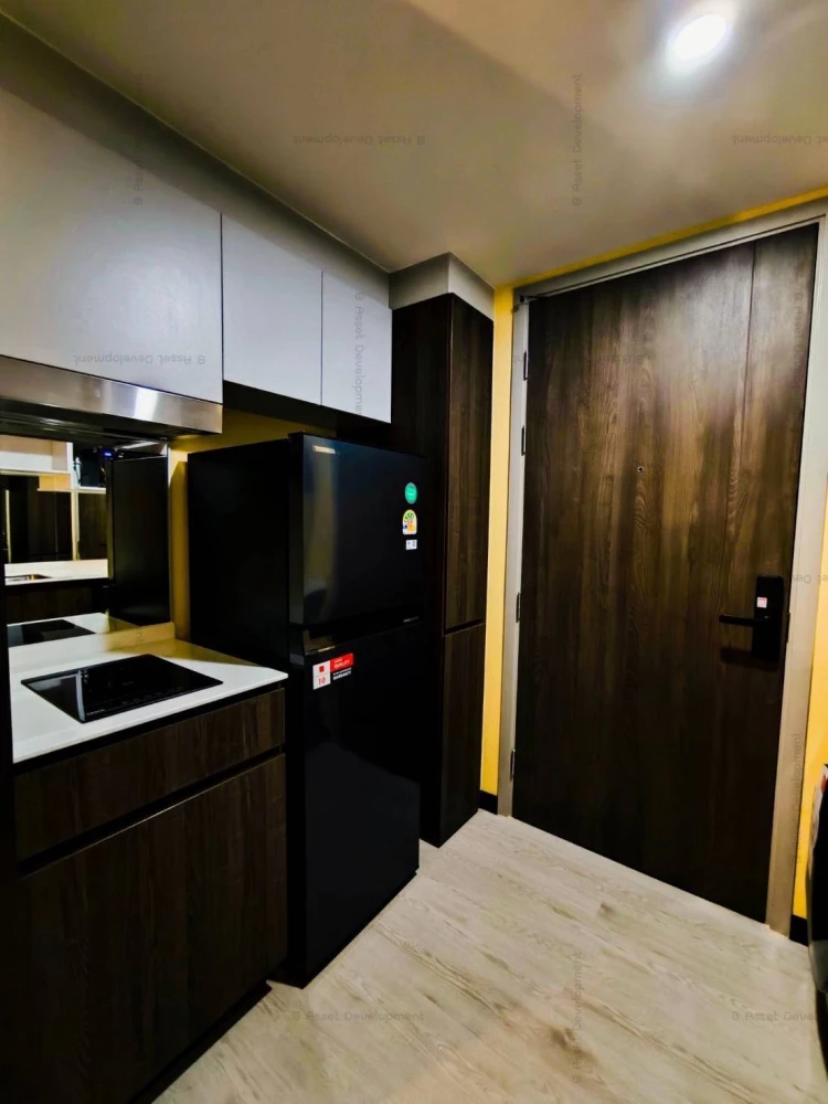 For rent: Nue Cross Khu Khot Station, decorated in a luxury style, beautifully decorated, full of functions, reserve now.