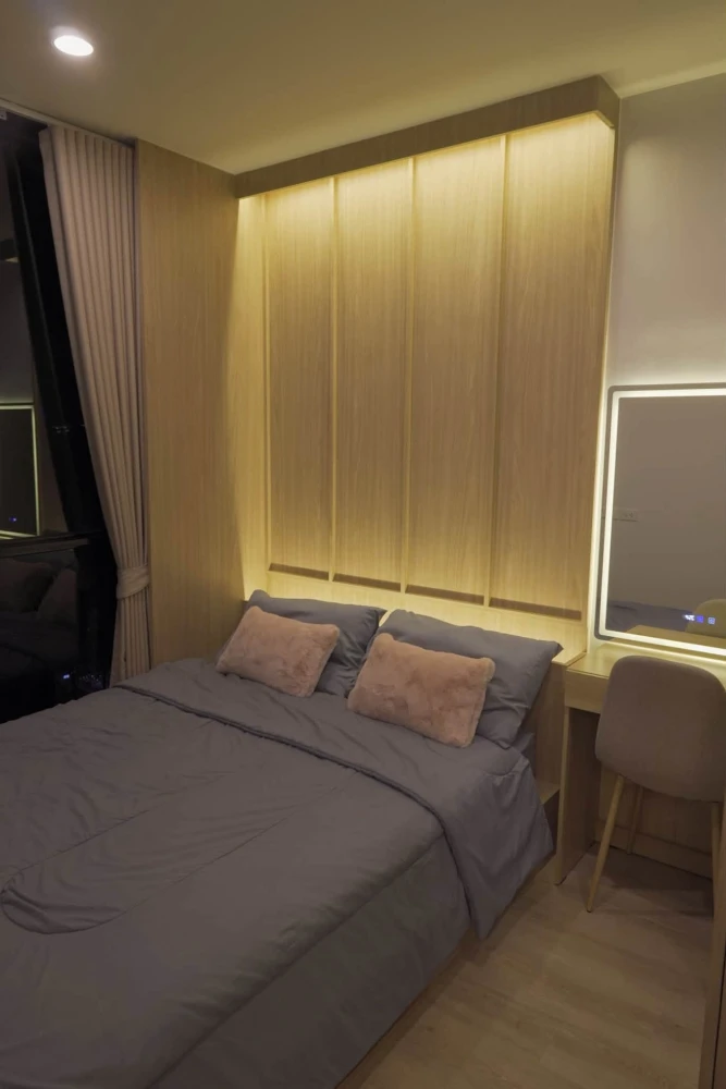 For Rent: NUE DISTRICT R9, 40th Floor (top floor). Fully furnished with built-in furniture; ready to move in.